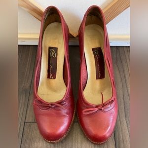 Pinwheels Orange Red Adorable Leather Heels Sz 8.5